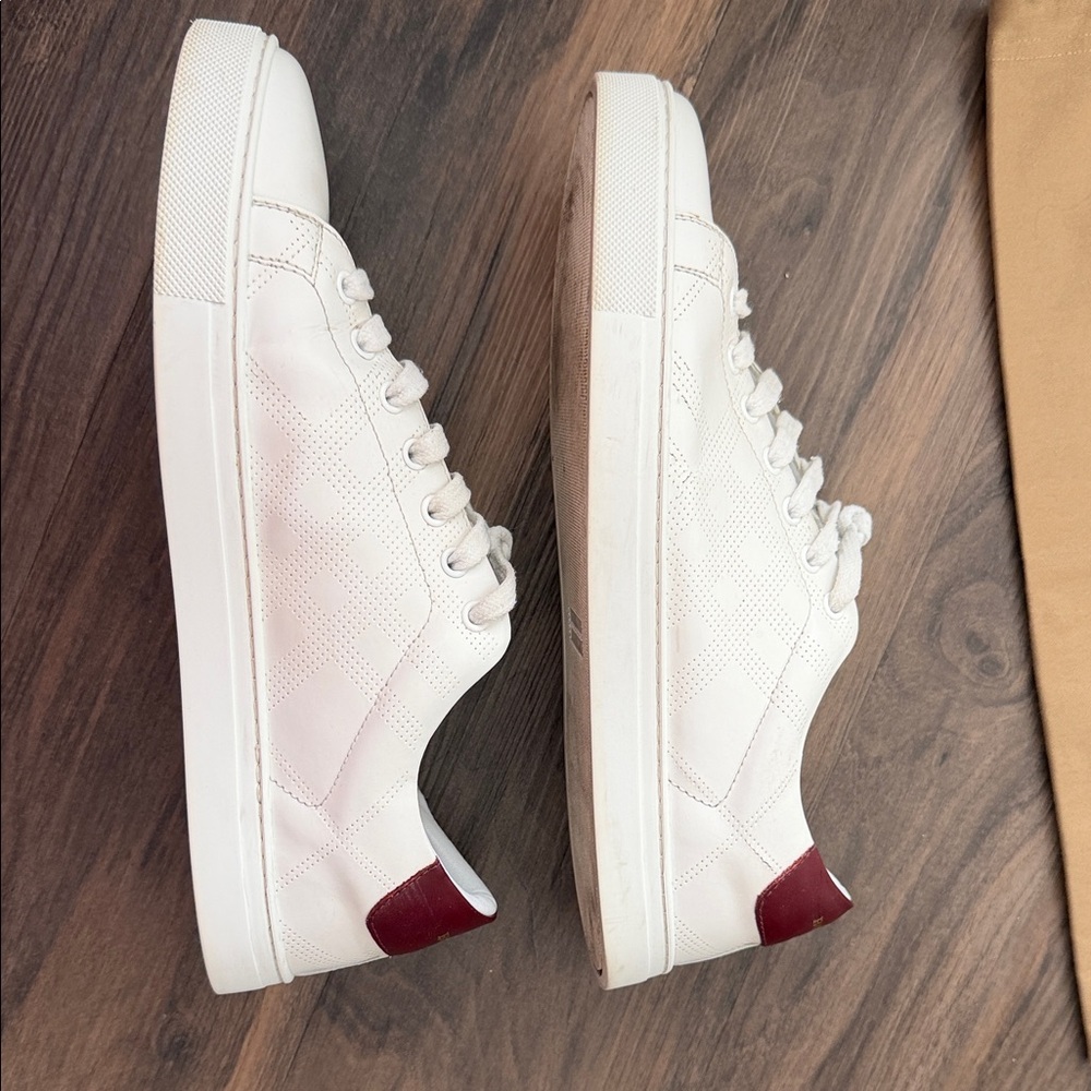 Burberry Men’s White Leather Sneakers - Picture 12 of 12